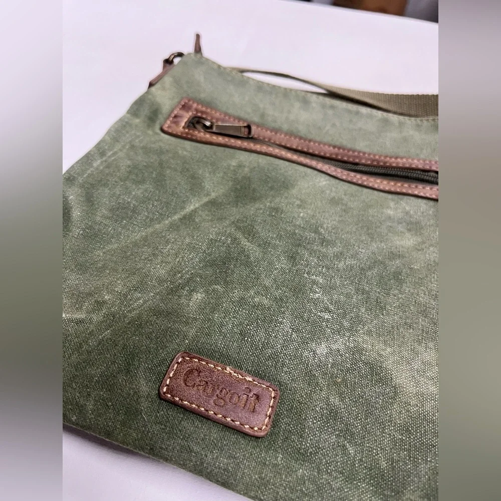 CargoIt Canvas Travel Purse Bag
